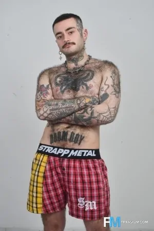 Gay Escort Jake Ftm 22yr - trios