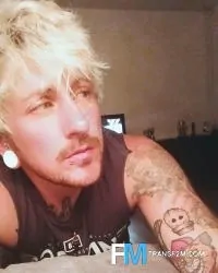 Bisexual Escort Brody 40yr - cum on body