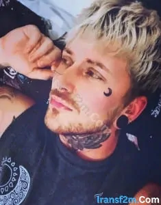 transgender (FTM) clit Nottingham Brody