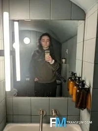 Bisexual Escort Ez 24yr - role