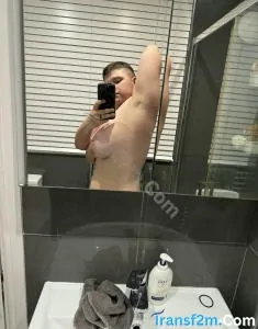 transgender (FTM) t-dick escort Bristol Kars